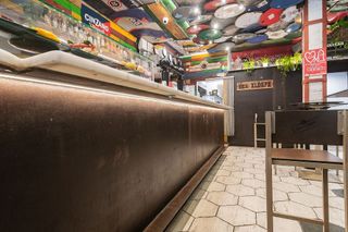 Bar en venta en Casco Antiguo en Pamplona