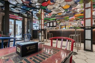 Bar en venta en Casco Antiguo en Pamplona
