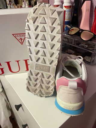 Zapatos Guess Talla 37 Nuevos originales