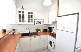 Piso en venta en Salatar en Roses