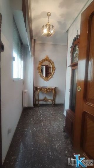 Piso en venta en Linares