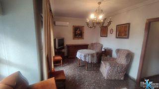 Piso en venta en Linares