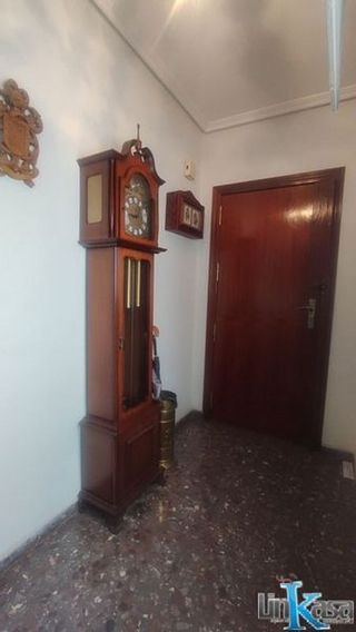 Piso en venta en Linares