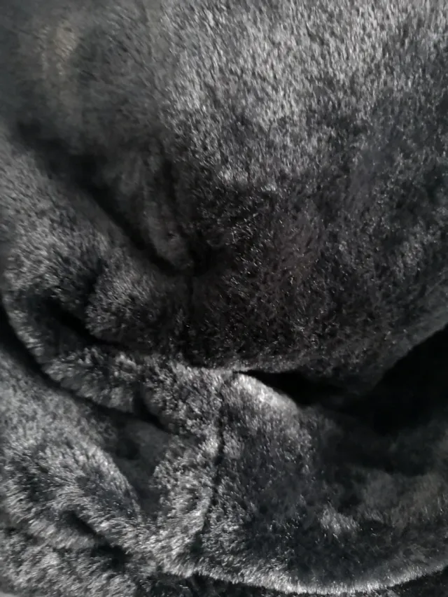 Anorak Venca con capucha y pelo