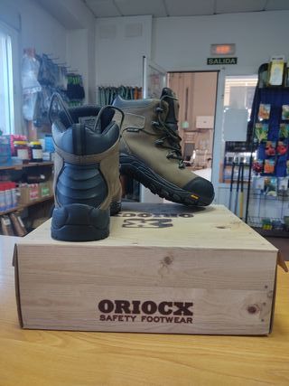 Botas Seguridad Haro Kaki S3 Vibram Talla 41