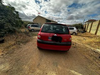 Renault Clio 2004
