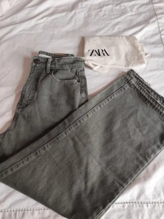 Pantalón de Zara