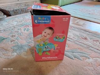 Mesa de herramientas para niños