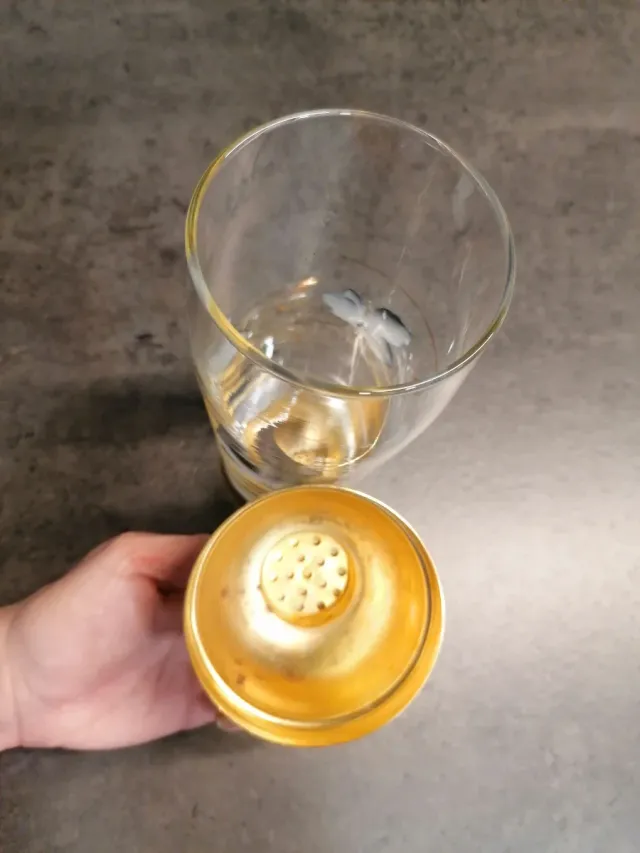 Coctelera Vintage Cristal y Metal Dorado