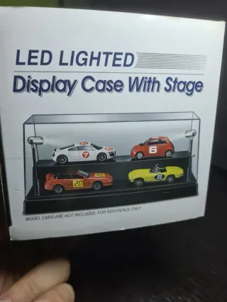 Expositor con vitrina LED