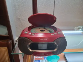 Radio CD Nevir Roja