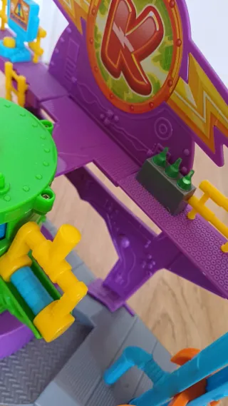 Laboratorio Superzings Kazoom