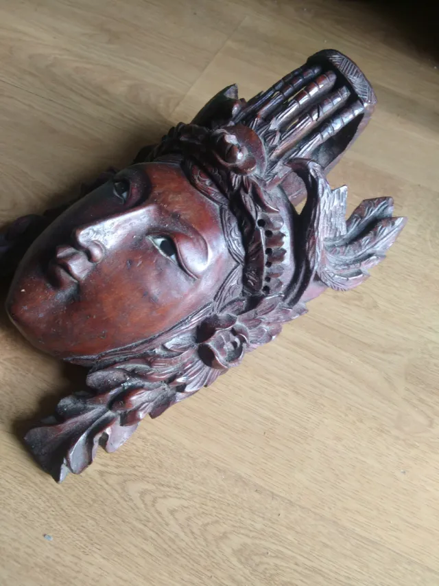 Máscara Tailandesa de Caoba