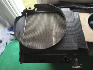 Piezas Mercedes 310D y 410D