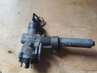 Piezas Mercedes 310D y 410D