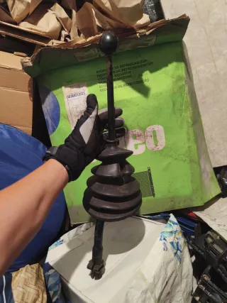 Piezas Mercedes 310D y 410D