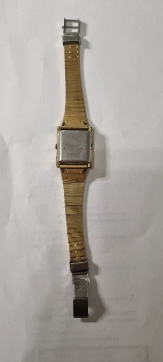 Orologio da polso dorato e argentato made giappone