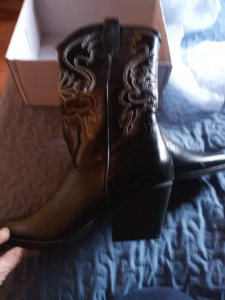 Botas camperas negras