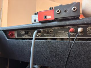 Fender Twin Reverb Silverface 70s  Amplificador