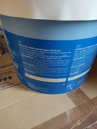 Pasta al uso. Masilla ligera ExtraPlas para pinto