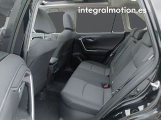 Toyota Rav4 2.5l 220H Style