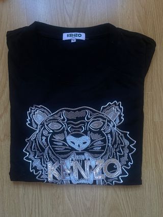 Camiseta Negra Logo Tigre Talla M