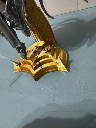 Figura Tyrael Diablo IV