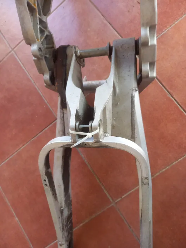 Chasis Derbi GPR 50cc. Afilada