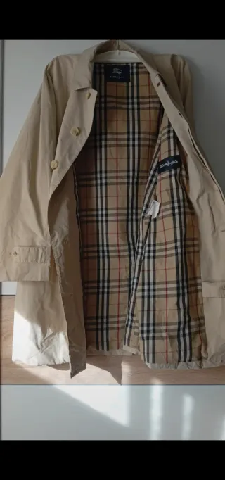 Gabardina Burberry Beige Clásica