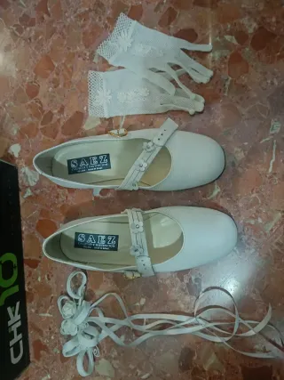 Zapatos y guantes comunión niña SAEZ