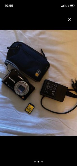 Cámara Lumix digital negra