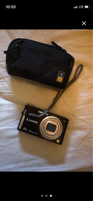 Cámara Lumix digital negra