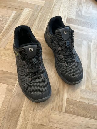 Salomón goretex Negras y verdes