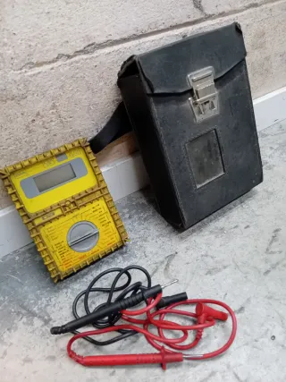 Voltmetro multimetro man'x 500