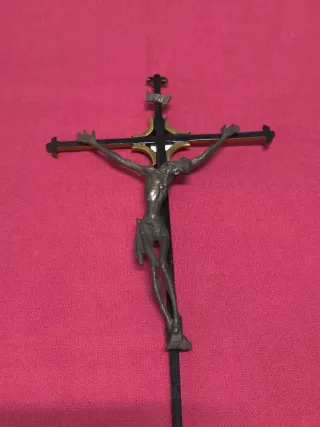 Antigua Cruz modernista