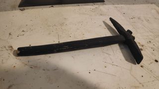 Antiguo martillo de gemas para decoración