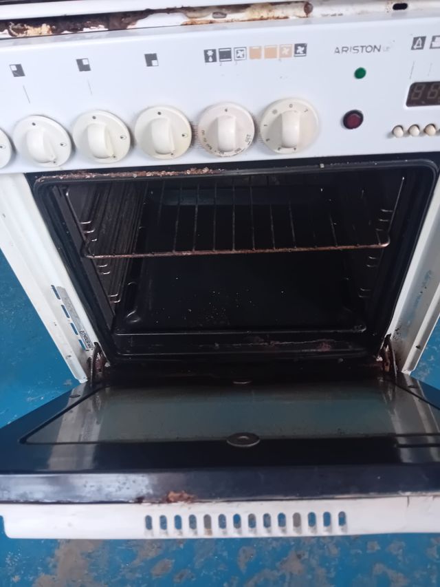 HORNO Y PLACA DE COCINA 30 EUROS, CARTAGENA