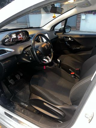 Peugeot 208 2017