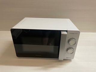 Microondas Cecotec ProClean 3110 nuevo con grill