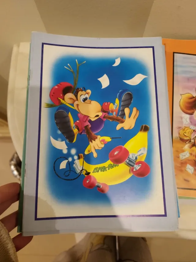 50 cuadernos de diferentes pautas