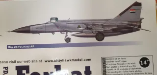 Maqueta Avión MIG 25 Foxbat 1/48