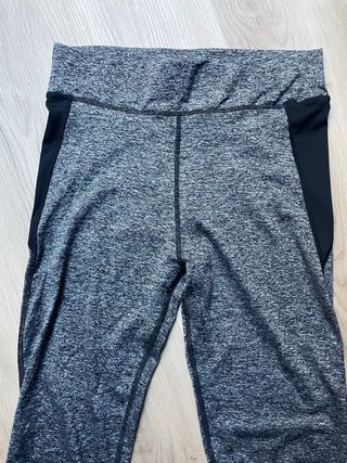 Leggings deportivos grises y negros Talla M
