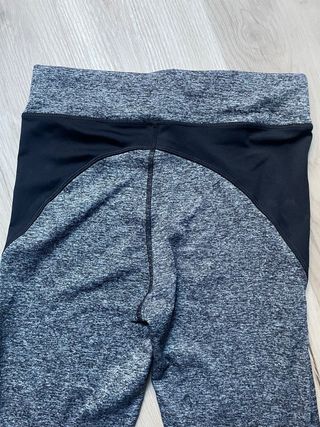 Leggings deportivos grises y negros Talla M