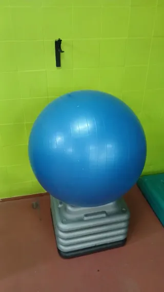 Material Fitness y Pesas Rusas