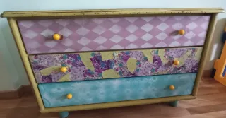 Cómoda de madera 3 cajones multicolor