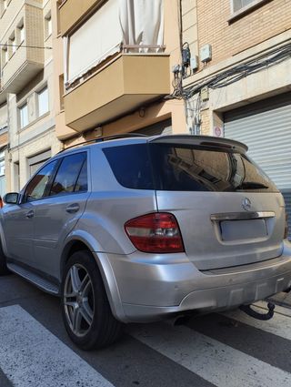 MERCEDES-BENZ ML 320CDI. V6. PAQUETE-AMG. 224CV.