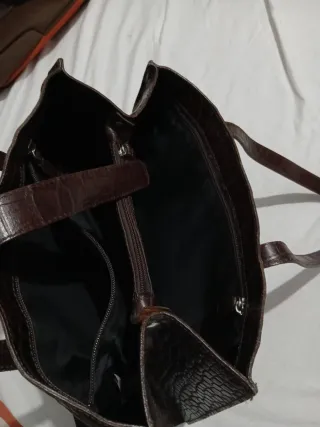 Borsa in pelle effetto coccodrillo marrone