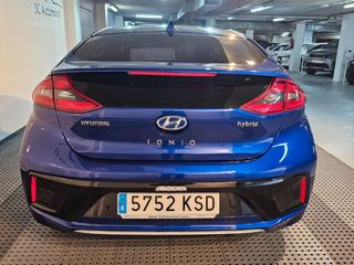 HYUNDAI IONIQ 1.6 GDI PHEV Tecno DCT