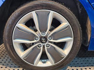 HYUNDAI IONIQ 1.6 GDI PHEV Tecno DCT