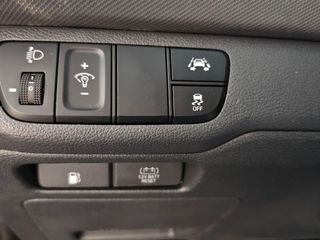 HYUNDAI IONIQ 1.6 GDI PHEV Tecno DCT